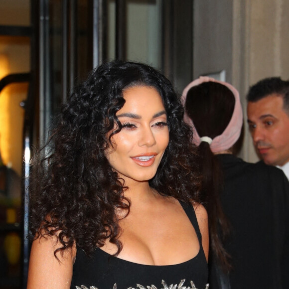 Vanessa Hudgens se rend à la Pre-Met gala party à New York le 1er mai 2022.