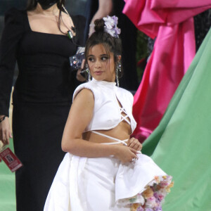 Camila Cabello - Les célébrités arrivent à la soirée du "MET Gala 2022" à New York, le 2 mai 2022.