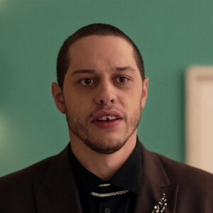 Pete Davidson dans des publicités pour la marque H&M.