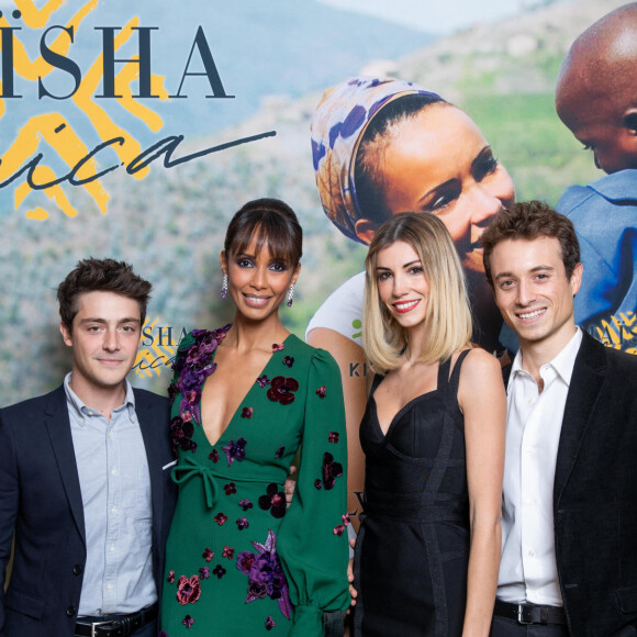 Exclusif - Martin Weill, Sonia Rolland (Présidente de Maïsha Africa), Hugo Clément et sa compagne Alexandra Rosenfeld - Dîner de gala au profit de l'association "Maïsha Africa" de Sonia Rolland, qui vient en aide aux enfants du Rwanda, au Pavillon Gabriel, à Paris, France, le 17 décembre 2018. . © Gorassini-Moreau/Bestimage