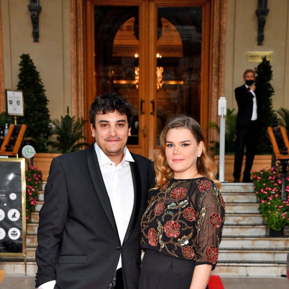 Camille Gottlieb et son meilleur ami, Médy Anthony durant l'avant première du dernier James Bond " No Time To Die" au Casino de Monaco, le 29 septembre 2021. © Bruno Bebert/Bestimage