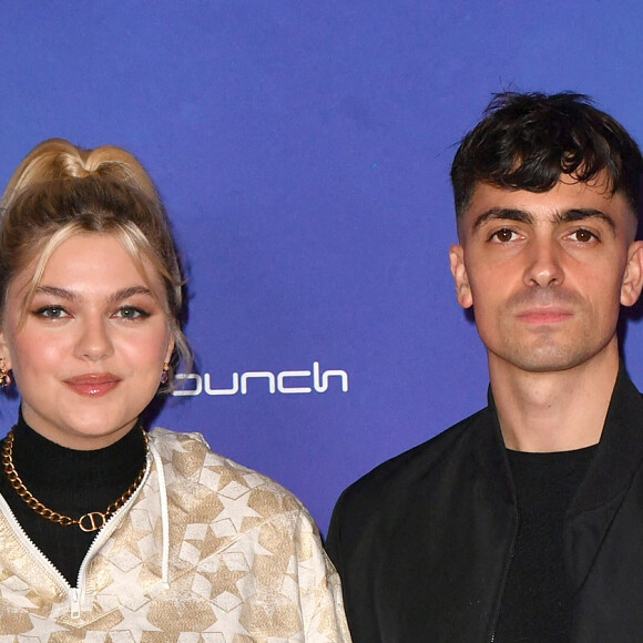 Semi Exclusif - Louane et son compagnon Florian Rossi - Avant Première de " Belle " film animé japonais au Grand Rex à Paris le 6 décembre 2021 . © Veeren / Bestimage 