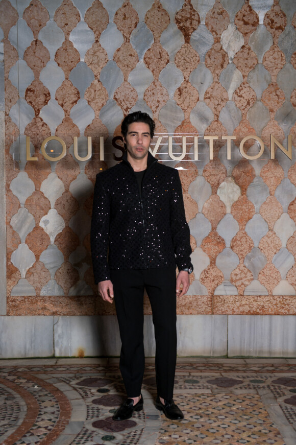Tahar Rahim - Photocall lors du dîner de gala Louis Vuitton en marge de la 59e édition de la Biennale de Venise le 21 avril 2022. 