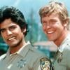 Eric Estrada (gauche) et Larry Wilcox, les stars de CHIPs !