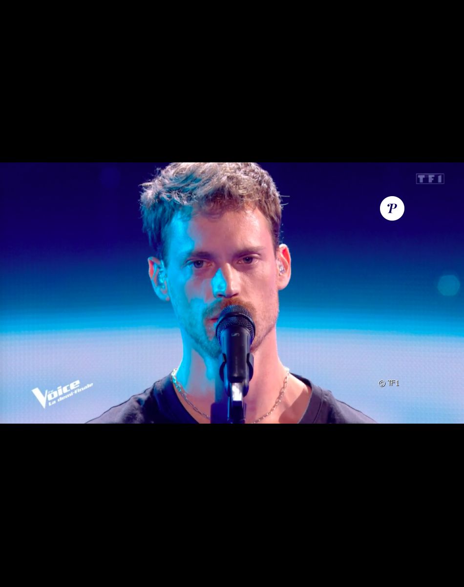 The Voice 2022 - les demi-finales : Ce 14 mai 2022, Vike a fait une superbe prestation, reprenant Je suis malade de Serge Lama