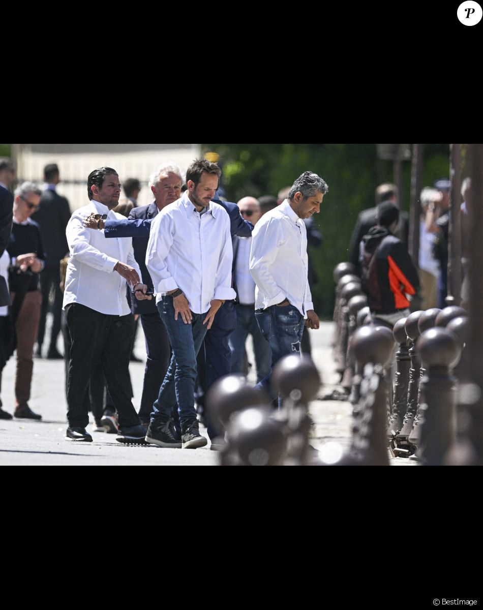 Le chef pâtissier Christophe Michalak - Obsèques d'Antoine Alléno (fils du chef cuisinier français, trois étoiles au Guide Michelin Yannick Alléno) en la collégiale Notre-Dame de Poissy, France, le 13 mai 2022. © Jean-Baptiste Autissier/Panoramic/Bestimage