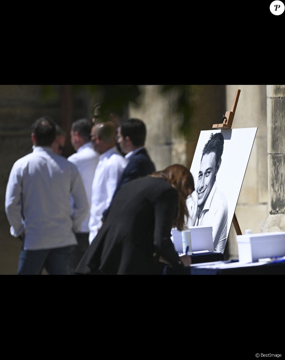Portrait d Antoine Alleno - Obsèques d'Antoine Alléno (fils du chef cuisinier français, trois étoiles au Guide Michelin Yannick Alléno) en la collégiale Notre-Dame de Poissy, France, le 13 mai 2022. © Jean-Baptiste Autissier/Panoramic/Bestimage