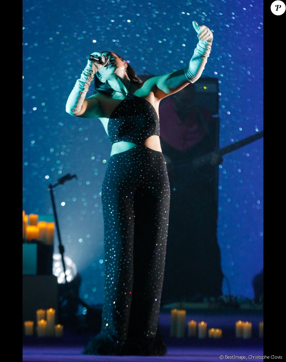 Exclusif - Camélia Jordana en concert à l'Olympia à Paris, France, le 11 mai 2022. © Christophe Clovis/Bestimage