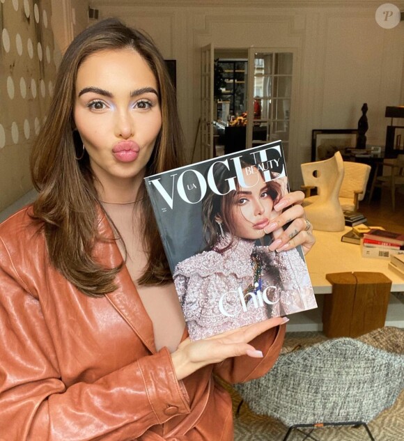 Nabilla, enceinte de son deuxième enfant, est l'heureuse maman de Milann, né de ses amours avec son mari Thomas Vergara.