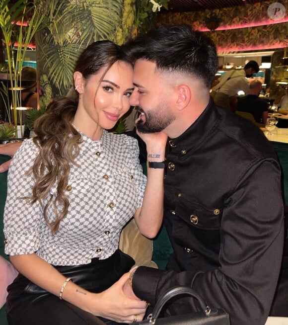 Nabilla, enceinte de son deuxième enfant, est l'heureuse maman de Milann, né de ses amours avec son mari Thomas Vergara.