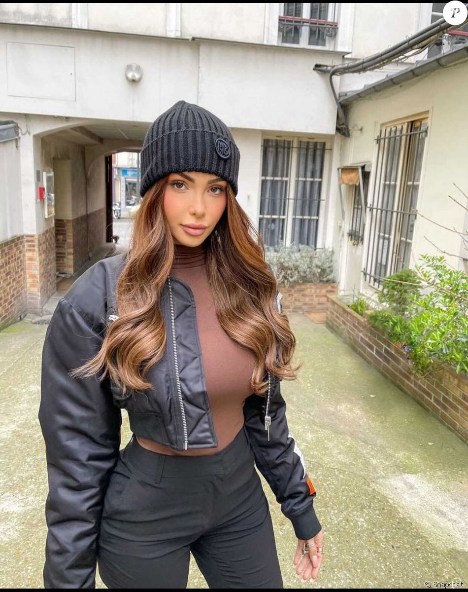 Nabilla, enceinte de son deuxième enfant, est l'heureuse maman de Milann, né de ses amours avec son mari Thomas Vergara.