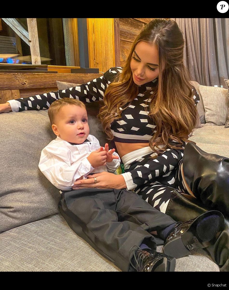 Nabilla, enceinte de son deuxième enfant, est l'heureuse maman de Milann, né de ses amours avec son mari Thomas Vergara.