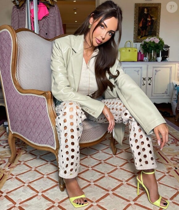 Nabilla, enceinte de son deuxième enfant, est l'heureuse maman de Milann, né de ses amours avec son mari Thomas Vergara.
