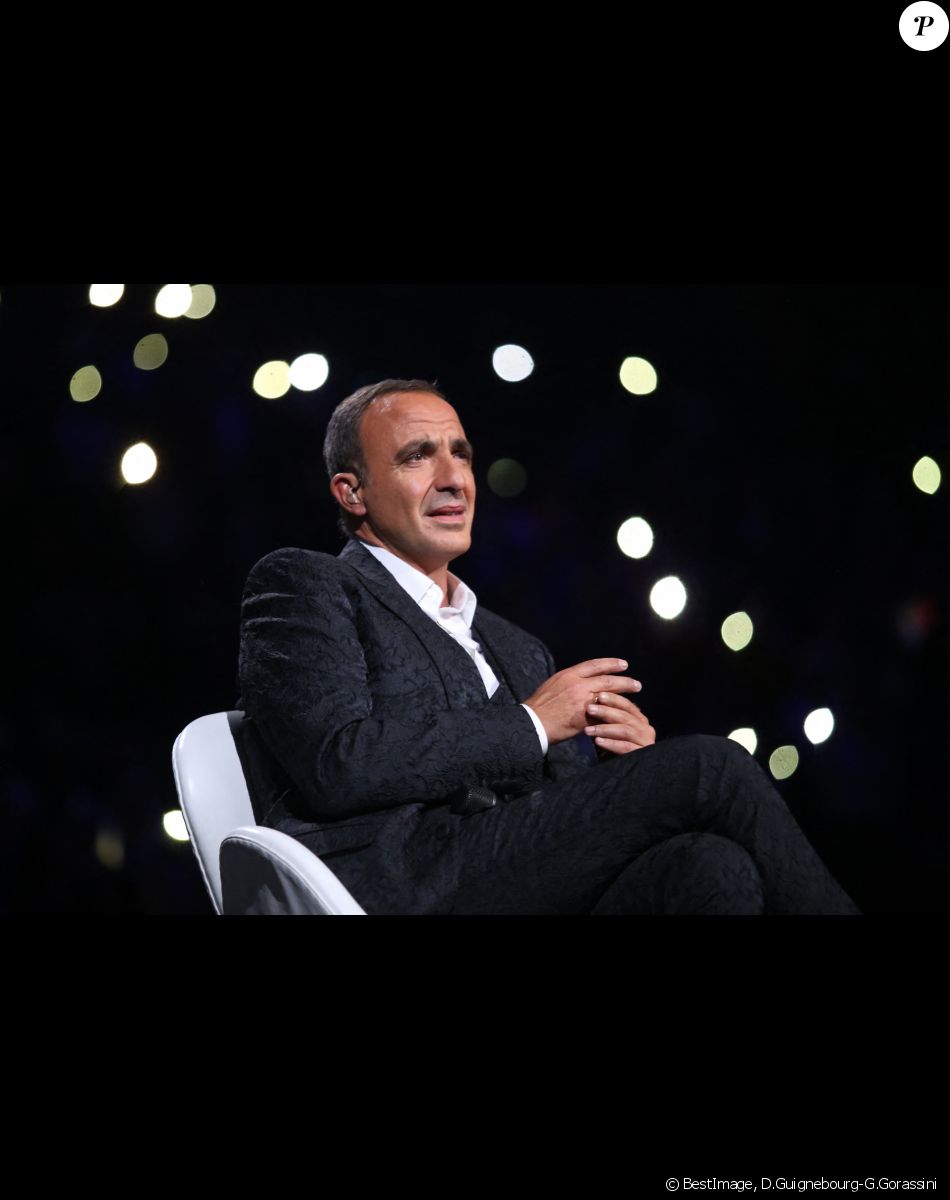 Exclusif - Nikos Aliagas (D.Guichard chante "Mon vieux") - Backstage de l'enregistrement de l'émission "La chanson Secrète" présentée par Nikos Aliagas à la Seine Musicale à Boulogne-Billancourt, qui sera diffusée le 29 décembre en prime time sur TF1.© D.Guignebourg-G.Gorassini / Bestimage