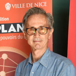 Thierry Lhermitte a participé à la 4ème édition de Neuroplanète, le Forum du Point dédié aux extraordinaires pouvoirs du cerveau et aux neurosciences à Nice le 16 mars 2019. Il a été le grand témoin d'une conférence de Lionel Naccache sur le thème : Ce que l'étude du cerveau apporte à la psychologie et à la connaissance de soi. © Bruno Bebert / Bestimage