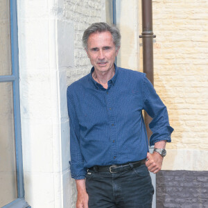 Thierry Lhermitte à la conférence de presse du film "la nouvelle vie" de Paul Sneijder à Lille le 26 mai 2016. © Stéphane Vansteenkiste / Bestimage