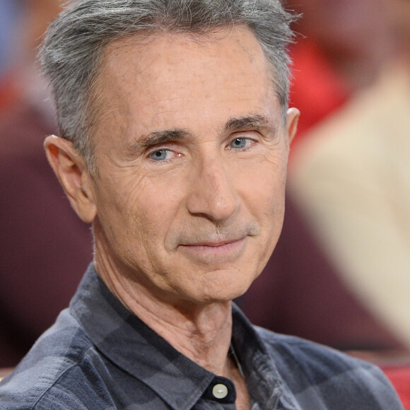 Thierry Lhermitte (invité principal) - Enregistrement de l'émission "Vivement Dimanche", qui sera diffusée le 10 janvier 2016, au studio Gabriel à Paris, le 6 janvier 2016. © Guirec Coadic/Bestimage 
