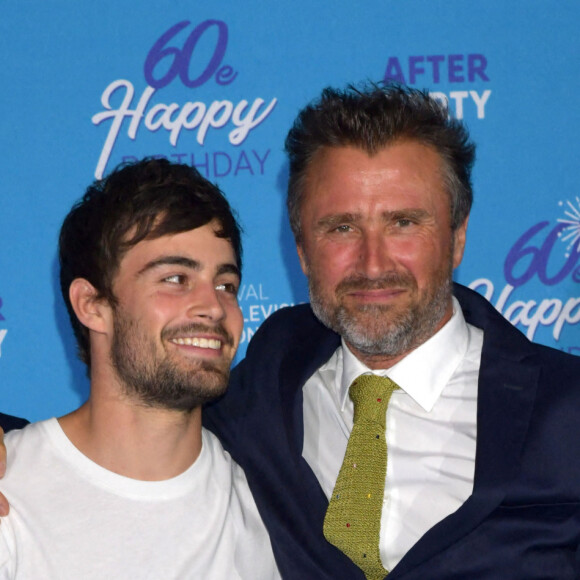 Clément Remiens et Alexandre Brasseur durant l'After Party au Monte Carlo Beach après la soirée d'ouverture du 60eme Festival de Télévision de Monte-Carlo à Roquebrune Cap Martin, le 18 juin 2021. © Bruno Bébert/Bestimage 