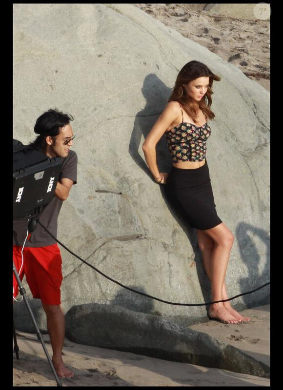 Miranda Kerr à Saint Barthelemy pour un shooting mode