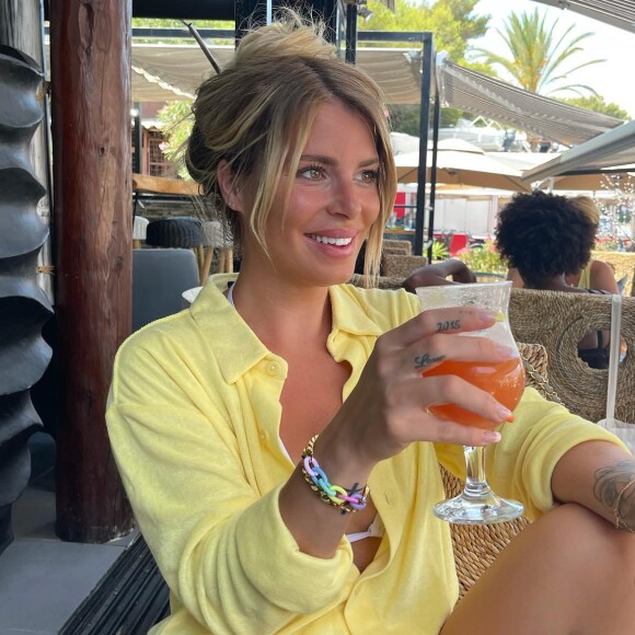 Emilie Fiorelli, révélée dans "Secret Story", est l'heureuse maman de Louna et Farrell, tous les deux nés de ses amours passées avec le footballeur M'Baye Niang.
