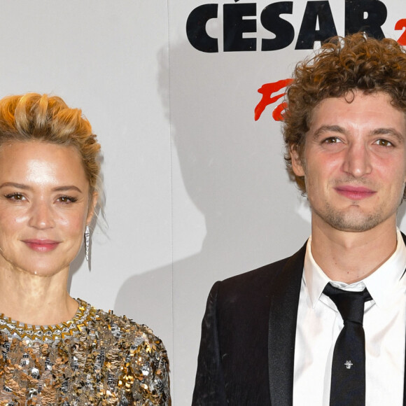 Virginie Efira et Niels Schneider - Photocall du dîner de la 44ème cérémonie des César au Fouquet's à Paris. Le 22 février 2019 © Pierre Perusseau / Bestimage