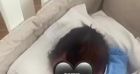 Le fils d'Amel Bent en pleine sieste