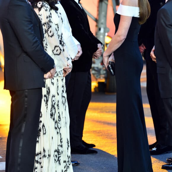 Miles Teller, Jennifer Connelly, Jon Hamm, Glen Powell, le prince William, duc de Cambridge, Kate Catherine Middleton, duchesse de Cambridge - Première du film "Top Gun : Maverick" à Londres. Le 19 mai 2022