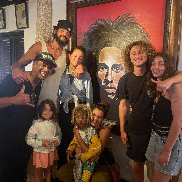 Yannick Noah en vacances en Jamaïque avec sa famille.