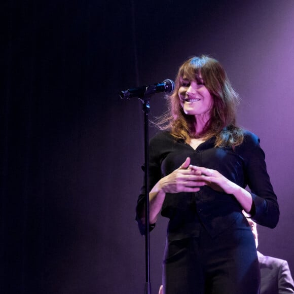 Carla Bruni-Sarkozy - XVème gala pour la Fondation Recherche Alzheimer à l'Olympia à Paris le 14 mars 2022. © Jack Tribeca/Bestimage 