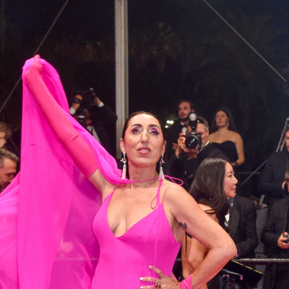Rossy de Palma - Montée des marches du film " Frère et Soeur " lors du 75ème Festival International du Film de Cannes. Le 20 mai 2022 © Giancarlo Gorassini / Bestimage 