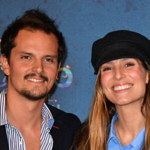 Juan Arbelaez et sa femme Laury Thilleman (Miss France 2011) - Avant-première du film "Encanto" de Disney au Grand Rex à Paris le 19 novembre 2021. © Veeren/Bestimage