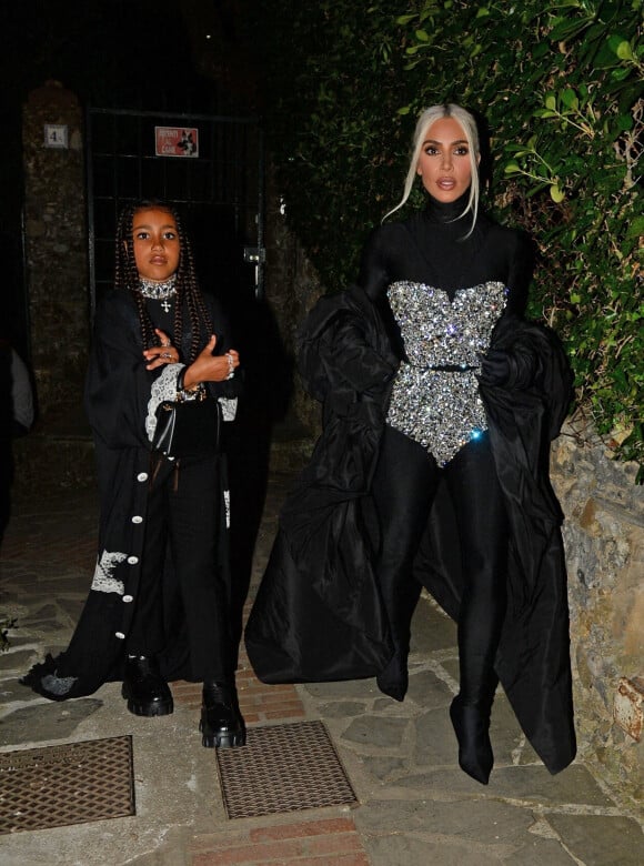 Exclusif - Kim Kardashian et sa fille North West se promènent à Portofino après la cérémonie de mriage de Kourtney et Travis. Portofino, le 22 mai 2022.