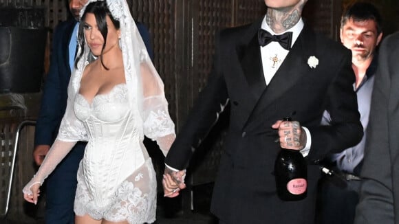 Mariage de Kourtney Kardashian : Robe riquiqui, signes religieux et portion de pâtes ridicules, les critiques fusent