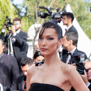 Bella Hadid - Montée des marches du film " L'Innocent " lors du 75ème Festival International du Film de Cannes. Le 24 mai 2022 © Olivier Borde / Bestimage 