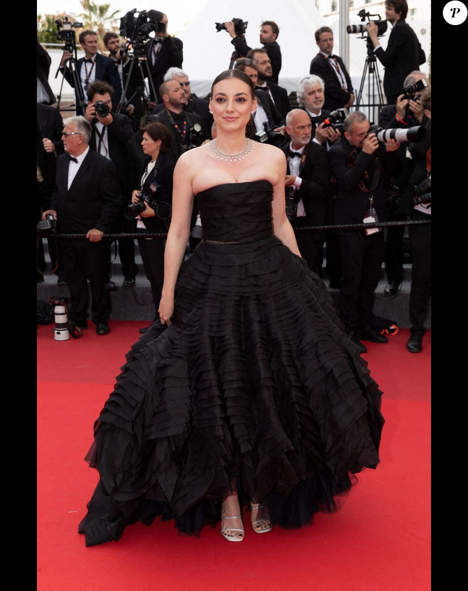 Andreea Cristea - Montée des marches du film " L'Innocent " lors du 75ème Festival International du Film de Cannes. Le 24 mai 2022 © Cyril Moreau / Bestimage