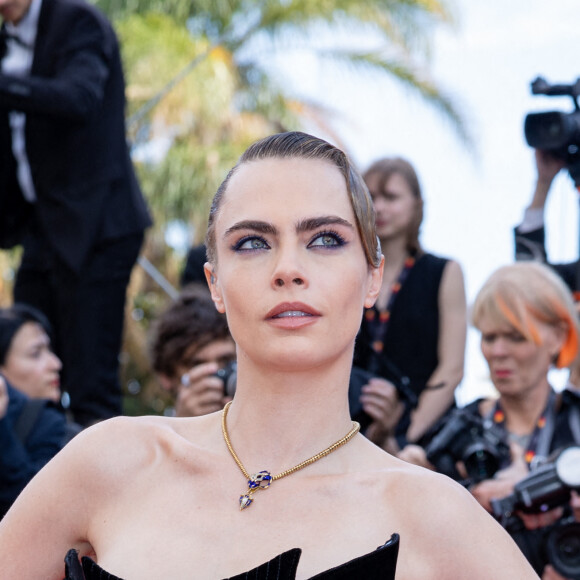 Cara Delevingne - Montée des marches du film " L'Innocent " lors du 75ème Festival International du Film de Cannes. Le 24 mai 2022 © Olivier Borde / Bestimage 