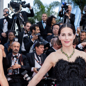 Amira Casar - Montée des marches du film " L'Innocent " lors du 75ème Festival International du Film de Cannes. Le 24 mai 2022 © Olivier Borde / Bestimage 