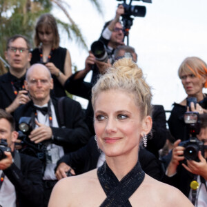 Mélanie Laurent - Montée des marches du film " L'Innocent " lors du 75ème Festival International du Film de Cannes. Le 24 mai 2022 © Olivier Borde / Bestimage 