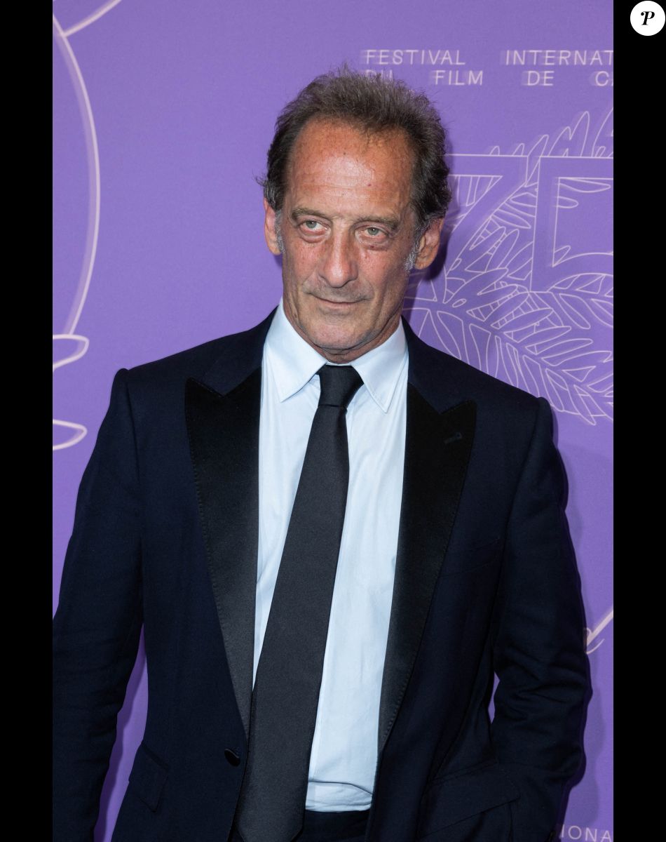 Vincent Lindon - Photocall du dîner du 75ème Festival International du Film de Cannes. Le 24 mai 2022 © Olivier Borde / Bestimage