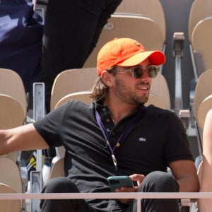 Maëva Coucke (Miss France 2018) et son compagnon François Bonifaci - People dans les tribunes lors des Internationaux de France de tennis de Roland Garros à Paris, France, le 25 mai 2022.