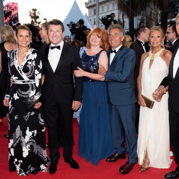 Laura Tenoudji-Estrosi et son mari Christian Estrosi, Muriel Mayette-Holtz et son mari Gérard Holtz, guest - Montée des marches du film " Mascarade " lors du 75ème Festival International du Film de Cannes. Le 27 mai 2022 © Cyril Moreau / Bestimage 