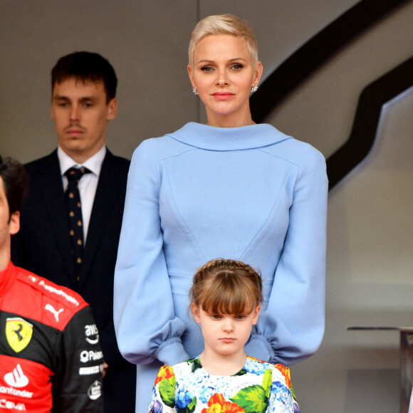 Louis Ducruet, la princesse Charlene de Monaco et la princesse Gabriella de Monaco, comtesse de Carladès lors du Grand Prix de Monaco 2022 de F1, à Monaco, le 29 mai 2022. © Bruno Bebert/Bestimage