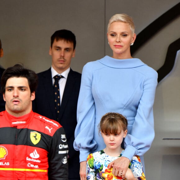 Louis Ducruet, la princesse Charlene de Monaco et la princesse Gabriella de Monaco, comtesse de Carladès lors du Grand Prix de Monaco 2022 de F1, à Monaco, le 29 mai 2022. © Bruno Bebert/Bestimage