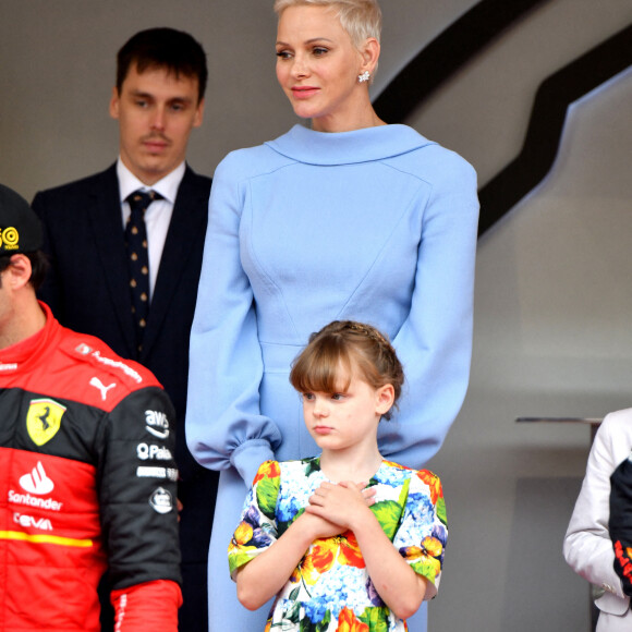 Louis Ducruet, la princesse Charlene de Monaco et la princesse Gabriella de Monaco, comtesse de Carladès lors du Grand Prix de Monaco 2022 de F1, à Monaco, le 29 mai 2022. © Bruno Bebert/Bestimage