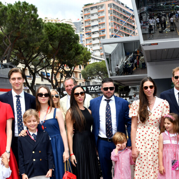 Pierre Casiraghi, son fils Francesco Casiraghi, sa femme Beatrice Borromeo, Ben-Sylvester Strautmann, sa fiancée Alexandra de Hanovre,Stephano Casiraghi, Sean Wittstock et sa femme, Sacha Casiraghi, Tatiana Santo Domingo, India Casiraghi, Andrea Casiraghi, Charlotte Casiraghi, son fils Raphaël Elmaleh et Gareth Wittstock - La famille de Monaco assiste au Grand Prix de F1 de Monaco, le 28 mai 2022. © Bruno BebertBestimage 