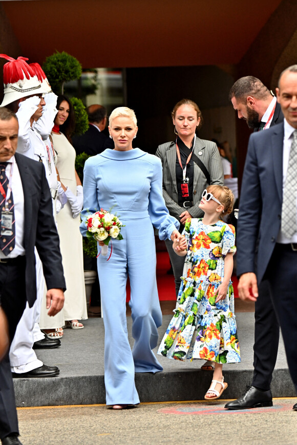 La princesse Charlène de Monaco et la princesse Gabriella de Monaco, comtesse de Carladès, - La famille de Monaco assiste au Grand Prix de F1 de Monaco, le 28 mai 2022. © Bruno BebertBestimage 