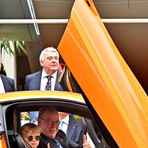 Le prince Albert de Monaco, et le prince Jacques de Monaco, marquis des Baux, - La famille de Monaco assiste au Grand Prix de F1 de Monaco, le 28 mai 2022. © Bruno BebertBestimage 