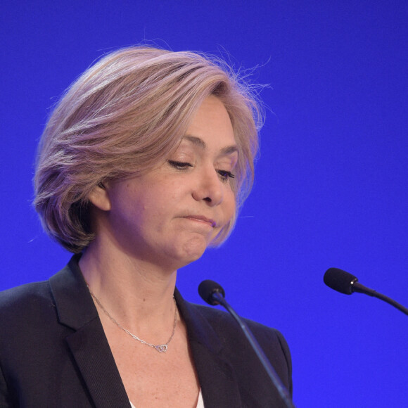 alérie Pécresse (4,8 %) lors de la soirée électorale du 1er tour de l'élection présidentielle à la Maison de la Chimie à Paris le 10 avril 2022