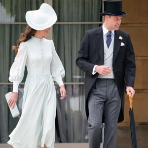 Le prince William, duc de Cambridge, et Catherine (Kate) Middleton, duchesse de Cambridge, lors d'une Royal Garden Party au Buckingham Palace à Londres, Royaume Uni, le 25 mai 2022. 