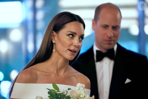 Le prince William, duc de Cambridge, et Catherine (Kate) Middleton, duchesse de Cambridge, à la première du film "Top Gun: Maverick" au cinéma Odeon, Leicester Square à Londres, le 19 mai 2022. 